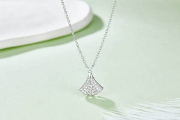 custom gold jewelry