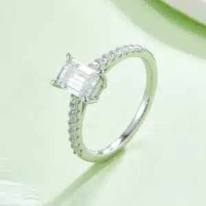 custom gold jewelry