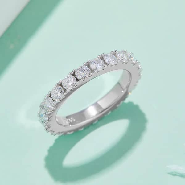 moissanite wedding rings
