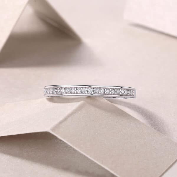 moissanite wedding rings