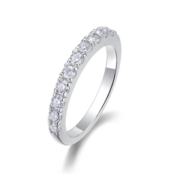 moissanite wedding rings
