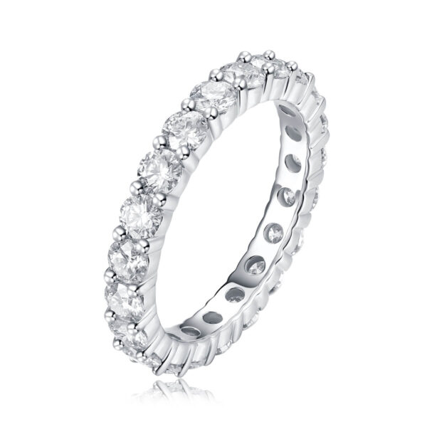 custom moissanite wedding rings